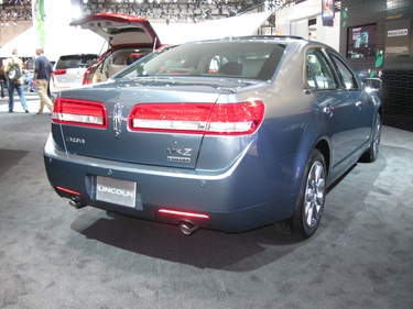 Lincoln MKZ Hybrid.jpg